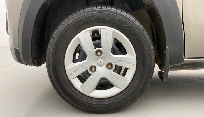 2015 Renault Kwid RXT, Petrol, Manual, 54,523 km, Left Front Wheel