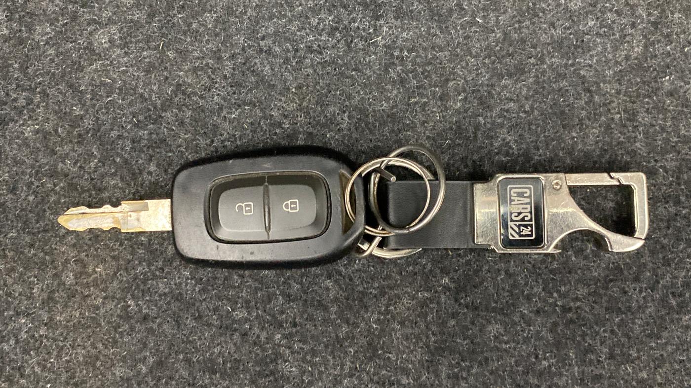 2015 Renault Kwid RXT, Petrol, Manual, 54,523 km, Key Close Up