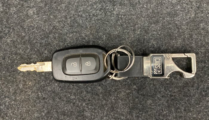2015 Renault Kwid RXT, Petrol, Manual, 54,523 km, Key Close Up