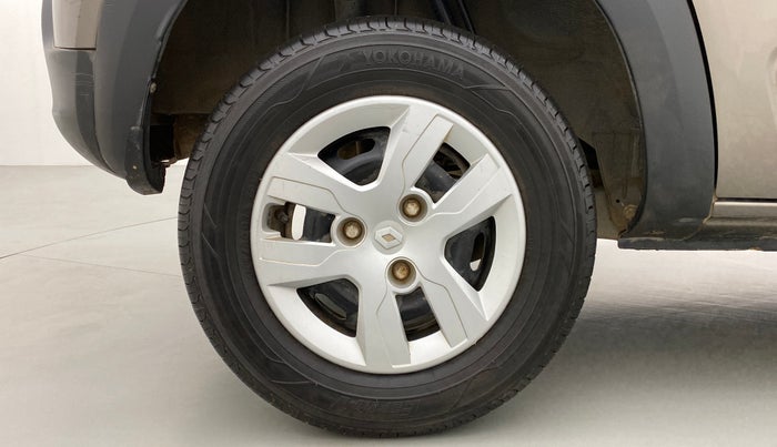 2015 Renault Kwid RXT, Petrol, Manual, 54,523 km, Right Rear Wheel