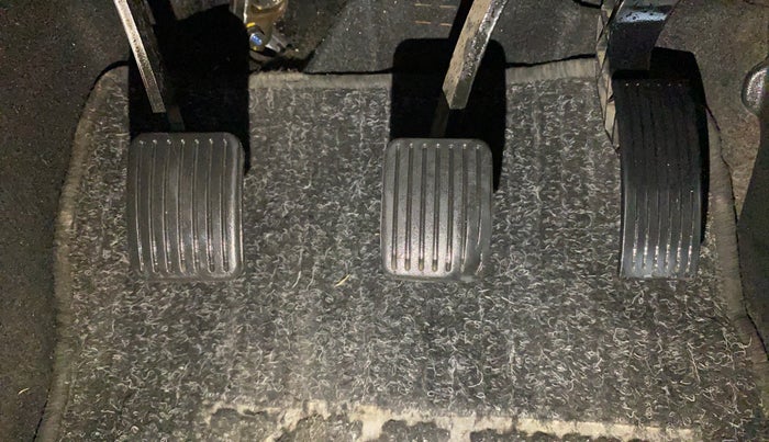 2014 Hyundai Xcent S 1.2, Petrol, Manual, 38,141 km, Pedals