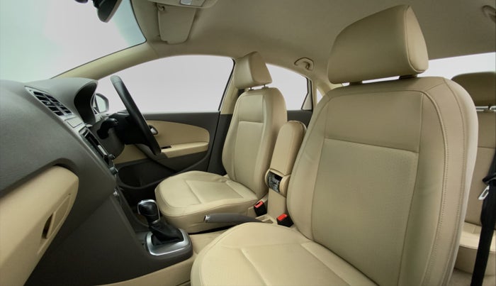 2016 Volkswagen Vento HIGHLINE TDI AT, Diesel, Automatic, 49,292 km, Right Side Front Door Cabin