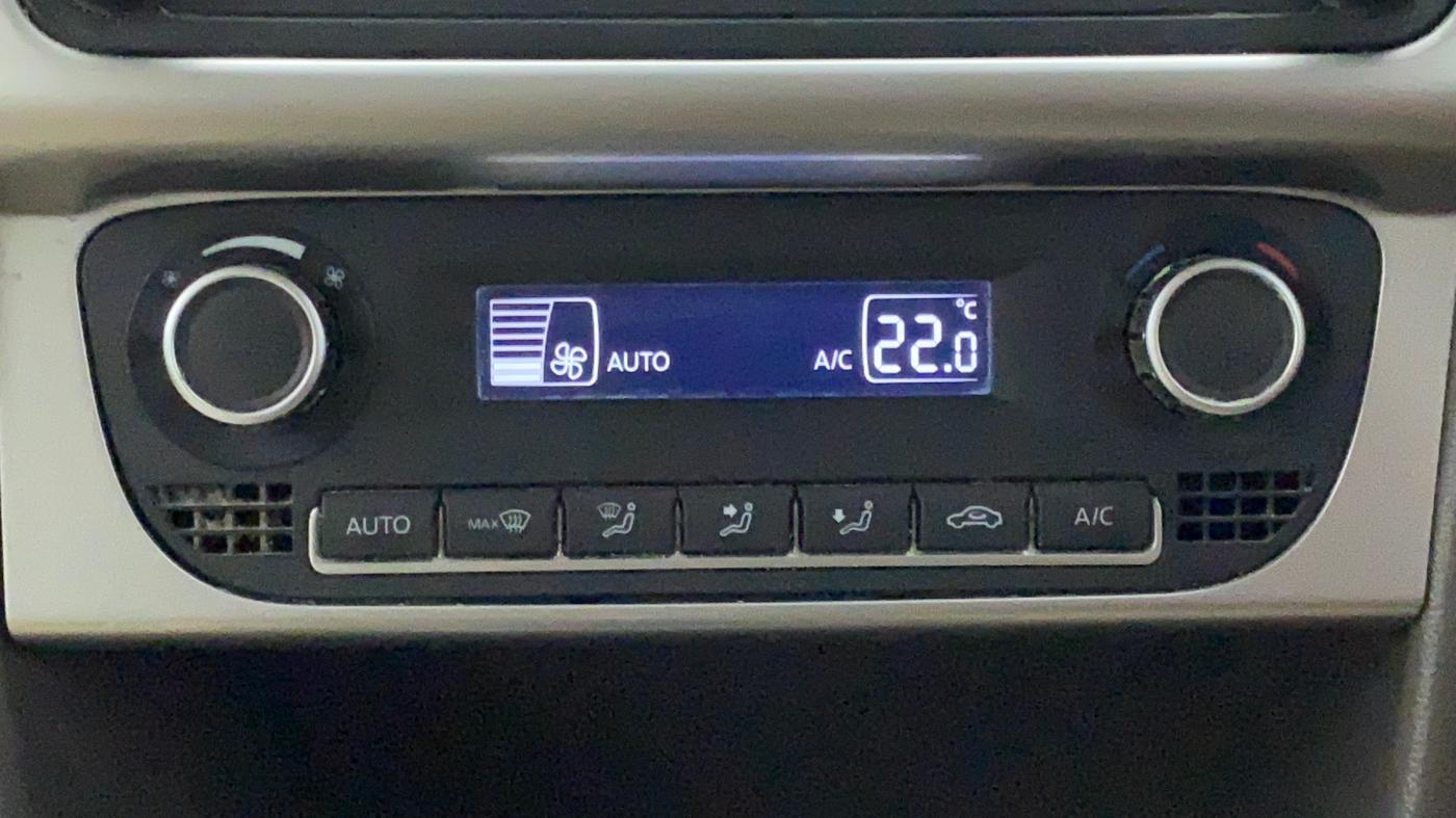 2016 Volkswagen Vento HIGHLINE TDI AT, Diesel, Automatic, 49,292 km, Automatic Climate Control