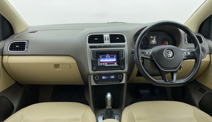 2016 Volkswagen Vento HIGHLINE TDI AT, Diesel, Automatic, 49,292 km, Dashboard