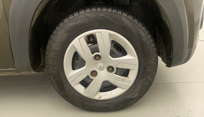 2016 Renault Kwid RXL, Petrol, Manual, 33,646 km, Right Front Wheel