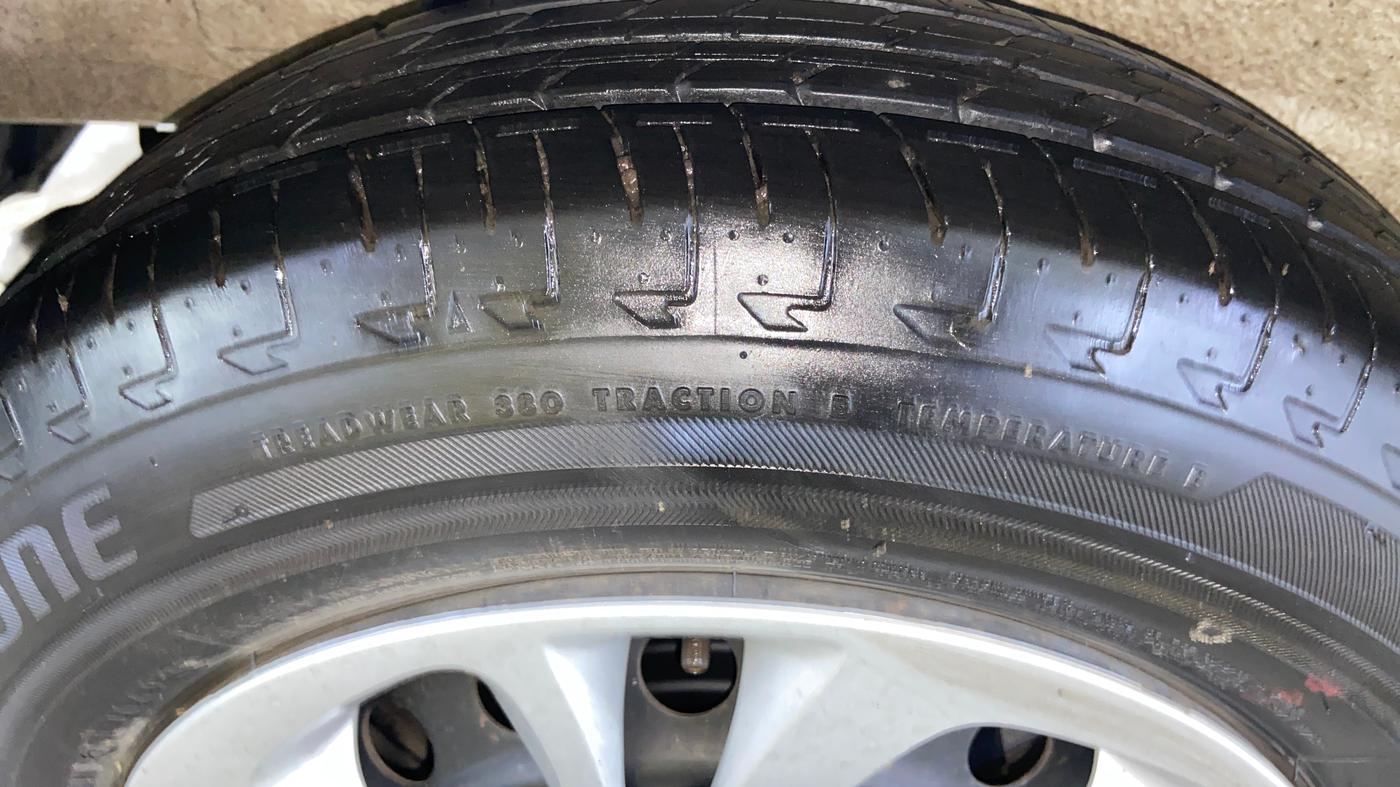 2023 Maruti Celerio ZXI, Petrol, Manual, 13,846 km, Right Rear Tyre Tread