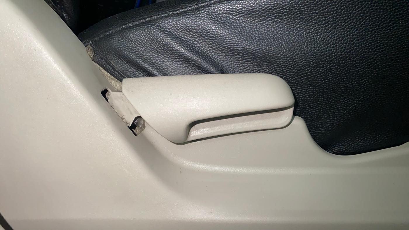 2019 Maruti Celerio ZXI, Petrol, Manual, 67,425 km, Driver Side Adjustment Panel