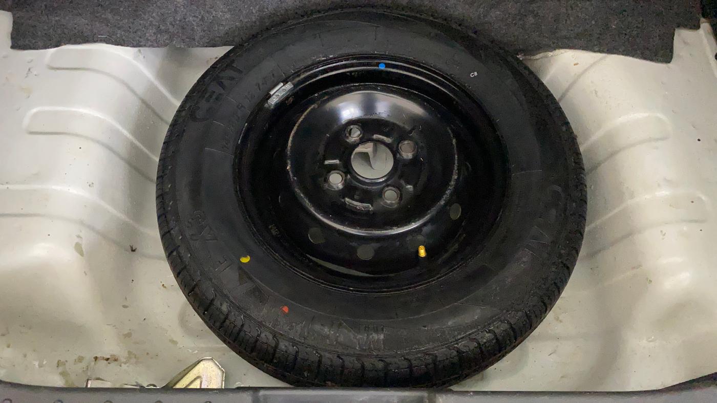 2019 Maruti Alto 800 LXI, Petrol, Manual, 13,974 km, Spare Tyre
