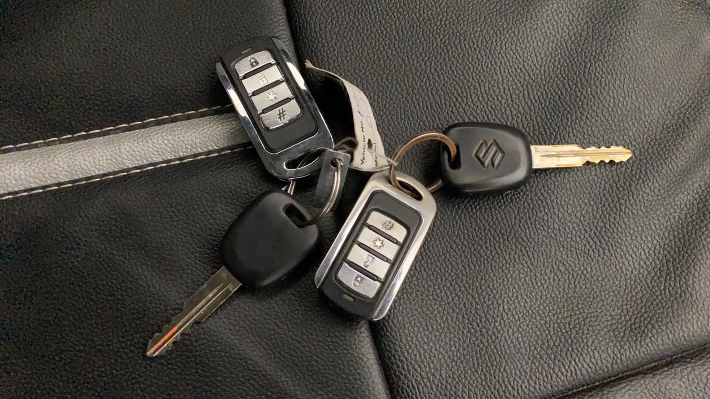 2019 Maruti Alto 800 LXI, Petrol, Manual, 13,974 km, Key Close Up