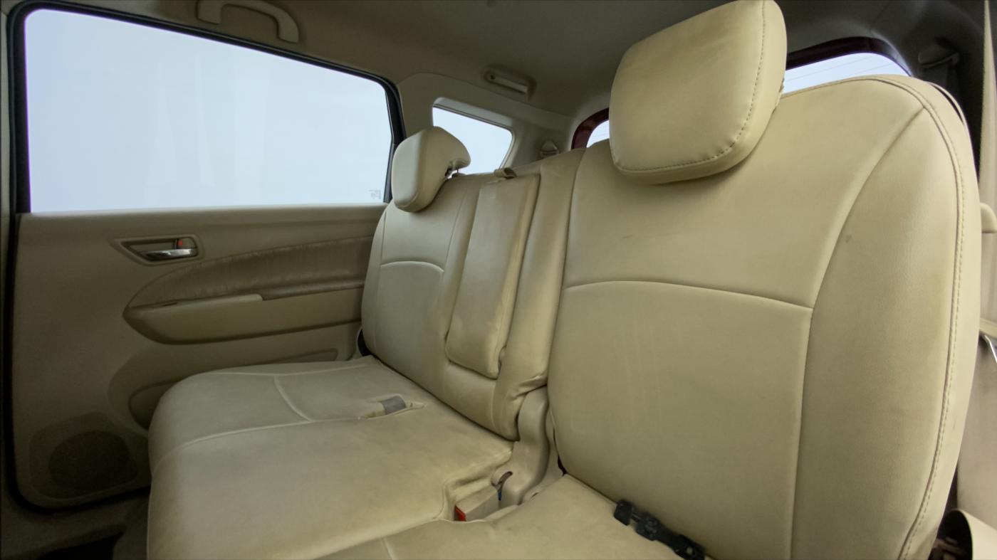 2013 Maruti Ertiga ZXI, Petrol, Manual, 50,227 km, Right Side Rear Door Cabin