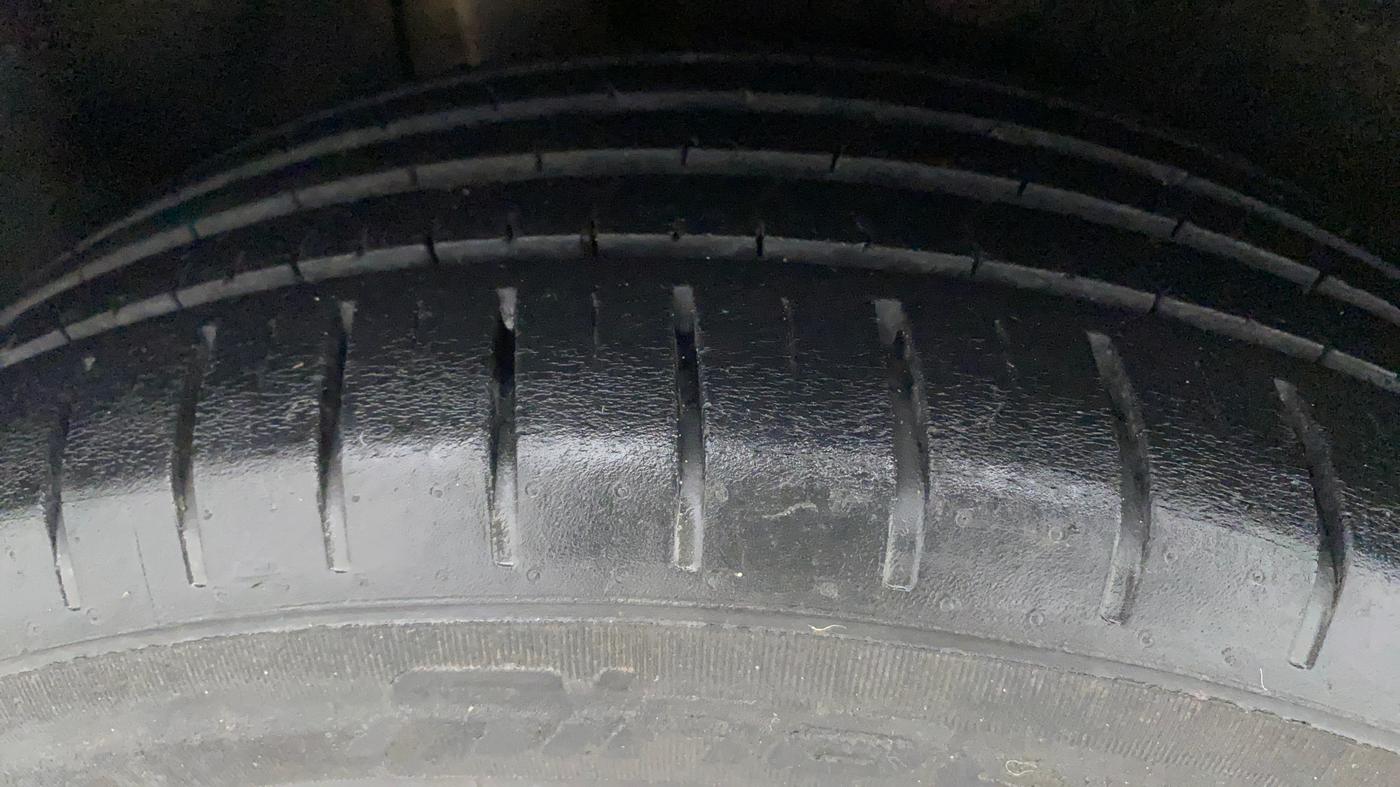 2018 Maruti Baleno ALPHA CVT PETROL 1.2, Petrol, Automatic, 28,582 km, Right Rear Tyre Tread