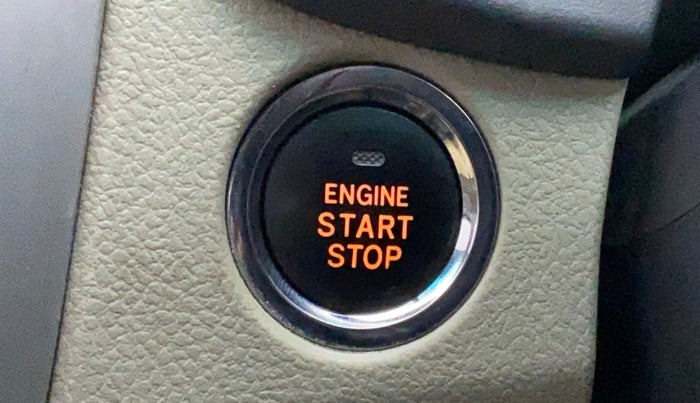 2011 Toyota Corolla Altis G PETROL, Petrol, Manual, 1,02,588 km, Keyless Start/ Stop Button