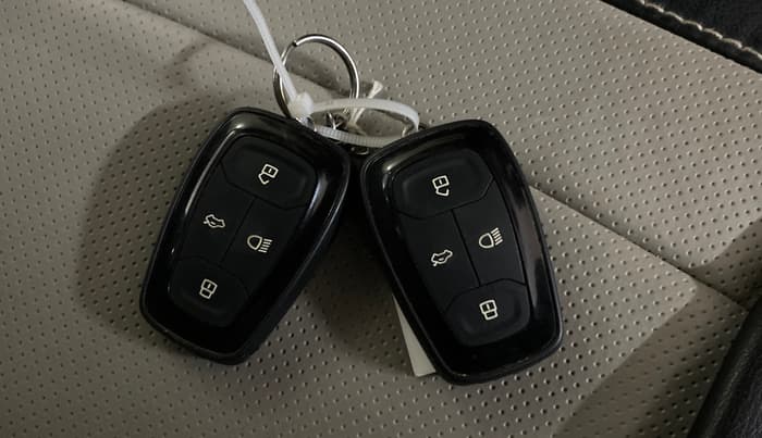 2022 Tata TIGOR XZ PLUS CNG, CNG, Manual, 1,00,828 km, Adaptive Cruise Control
