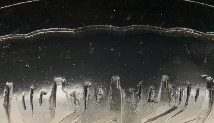 2016 Mahindra XUV500 W10 AT, Diesel, Automatic, 82,399 km, Right Rear Tyre Tread