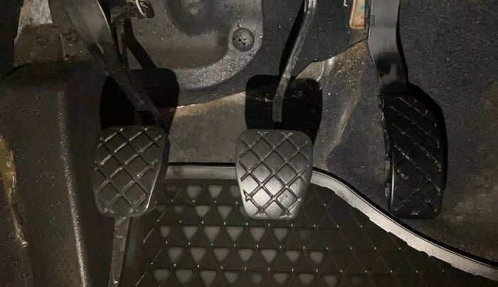 2020 Skoda Rapid 1.0 AMBITION TSI MT, Petrol, Manual, 23,996 km, Pedals