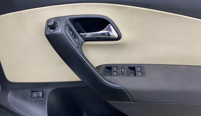 2020 Skoda Rapid 1.0 AMBITION TSI MT, Petrol, Manual, 23,996 km, Driver Side Door Panels Control