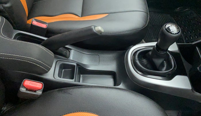 2018 Honda WR-V 1.5 i-DTEC VX MT, Diesel, Manual, 38,346 km, Gear Lever