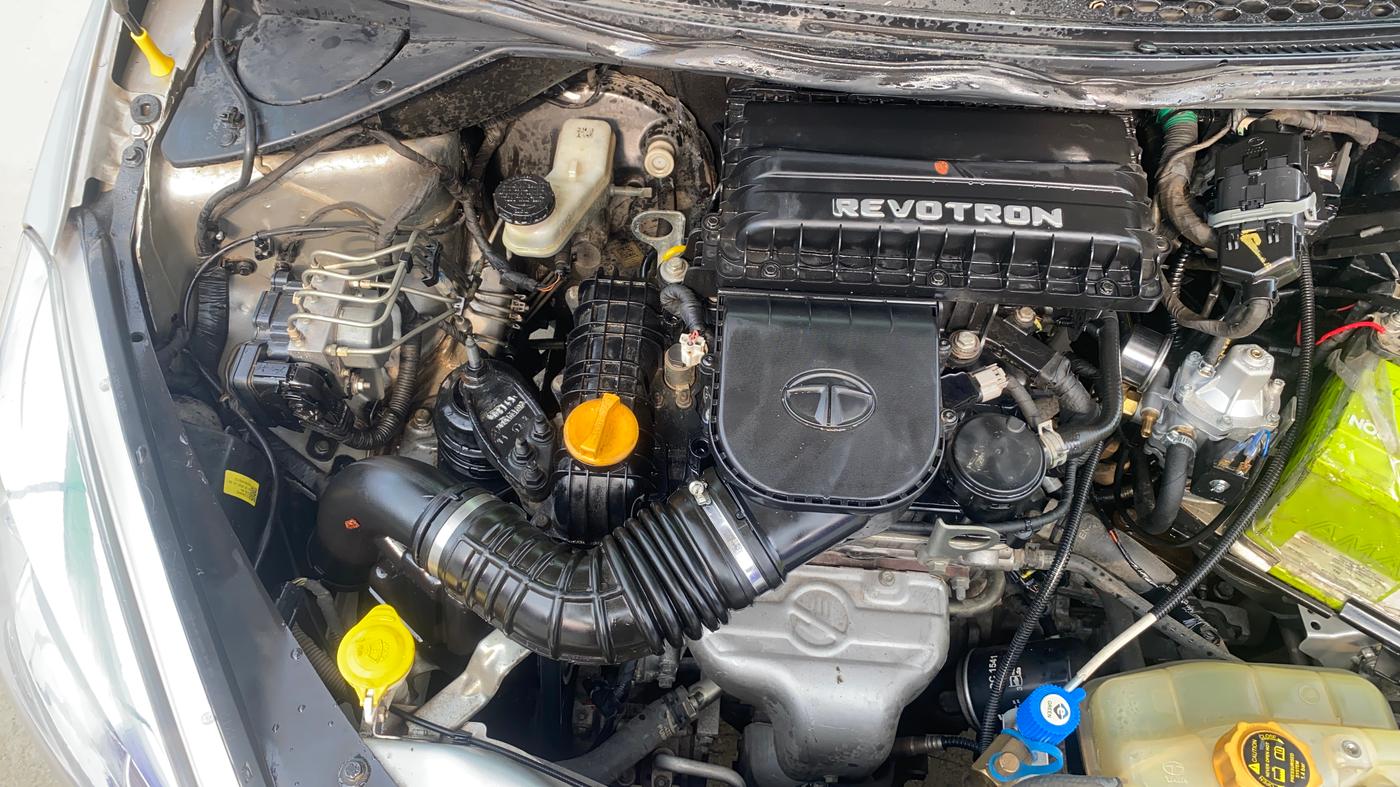 2018 Tata TIGOR XT PETROL, CNG, Manual, 62,047 km, Engine View - Right