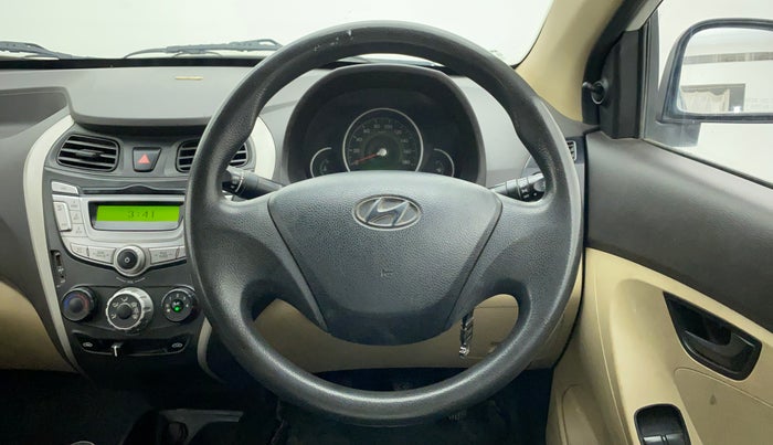 2016 Hyundai Eon MAGNA PLUS, CNG, Manual, 78,758 km, Steering Wheel Close Up