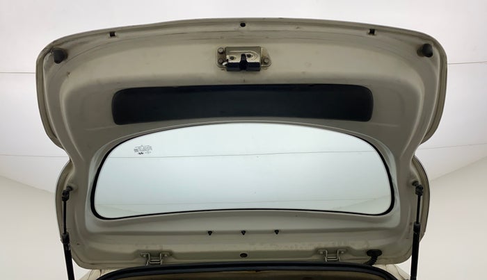 2016 Hyundai Eon MAGNA PLUS, CNG, Manual, 78,758 km, Boot Door Open