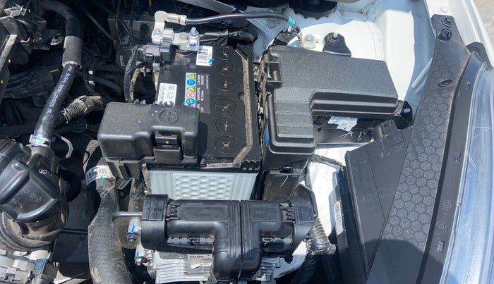 2025 Hyundai GRAND I10 NIOS MAGNA CORPORATE EDITION AMT 1.2 KAPPA VTVT, Petrol, Automatic, 2,349 km, Engine View - Left