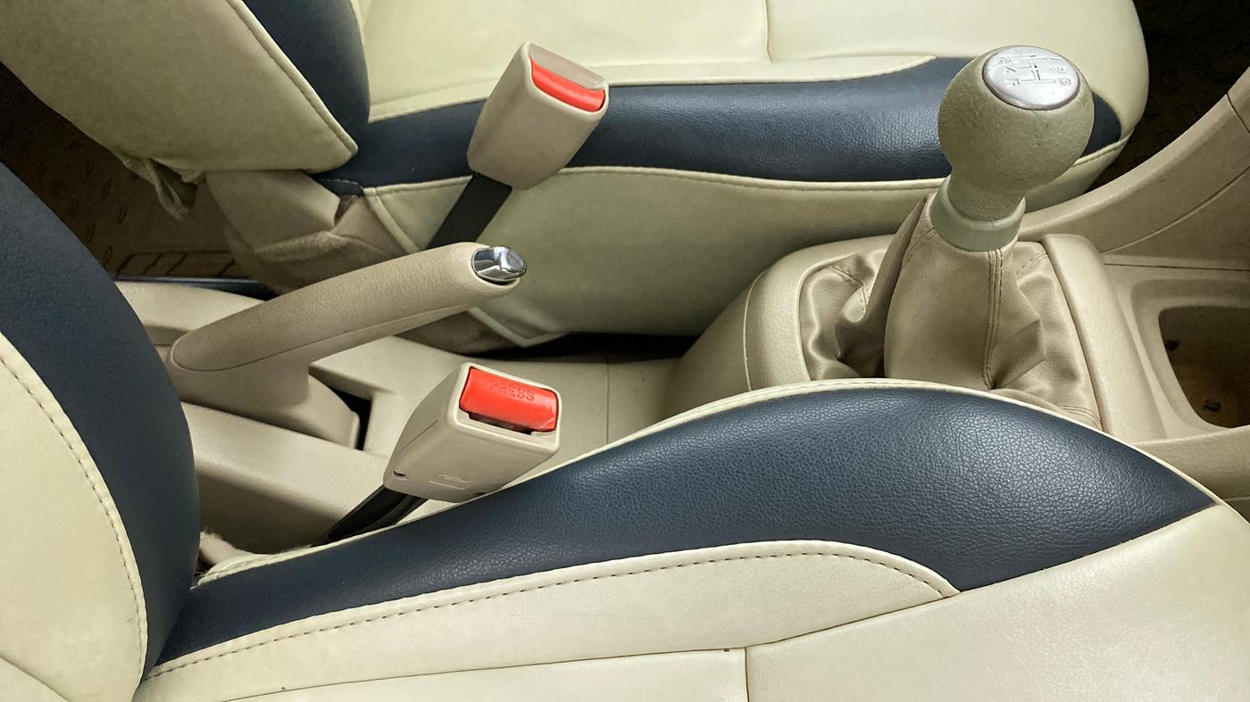 2018 Maruti Ertiga ZDI + SHVS, Diesel, Manual, 71,830 km, Gear Lever