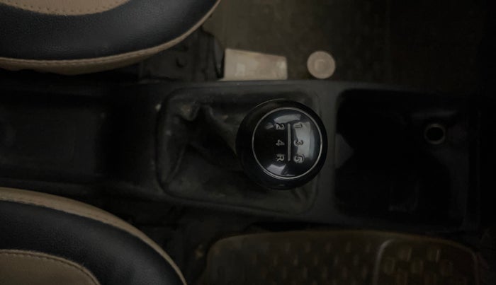 2014 Hyundai Eon ERA +, Petrol, Manual, 37,879 km, Gear Lever