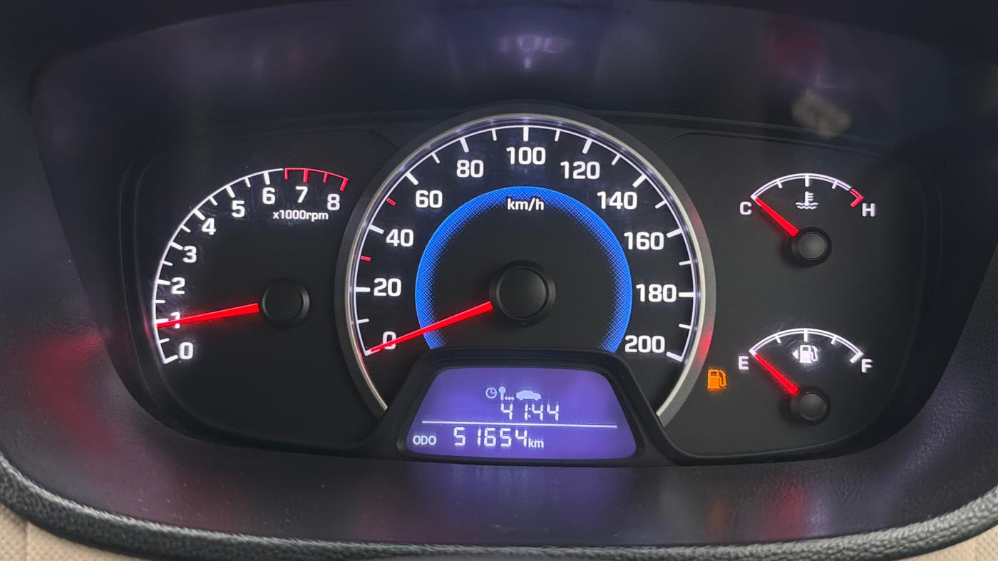 2016 Hyundai Grand i10 SPORTZ 1.2 KAPPA VTVT, Petrol, Manual, 51,598 km, Odometer Image
