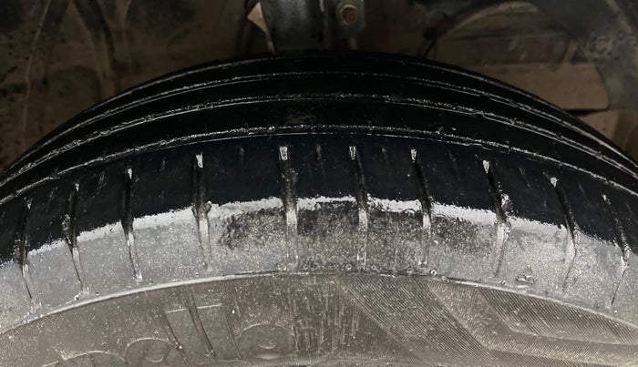 2025 Maruti Baleno DELTA PETROL 1.2, Petrol, Manual, 17,235 km, Right Front Tyre Tread