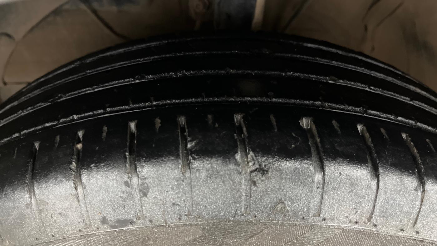 2025 Maruti Baleno DELTA PETROL 1.2, Petrol, Manual, 17,235 km, Left Front Tyre Tread