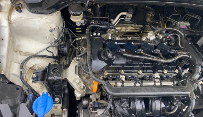 2021 Hyundai NEW I20 ASTA 1.2 AT, Petrol, Automatic, 60,448 km, Engine View - Right