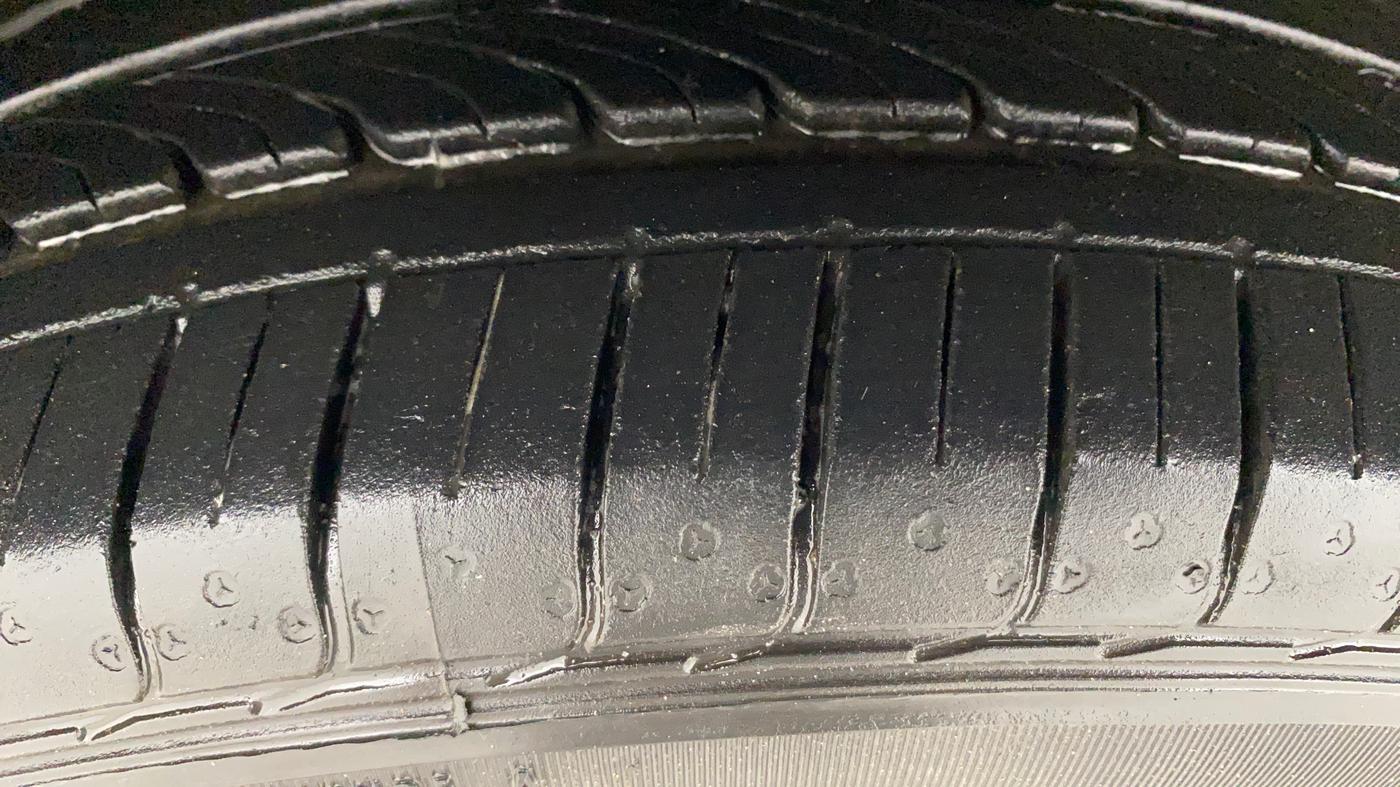 2024 Maruti Ciaz SIGMA 1.5 SHVS MT  PETROL, Petrol, Manual, 12,545 km, Left Front Tyre Tread