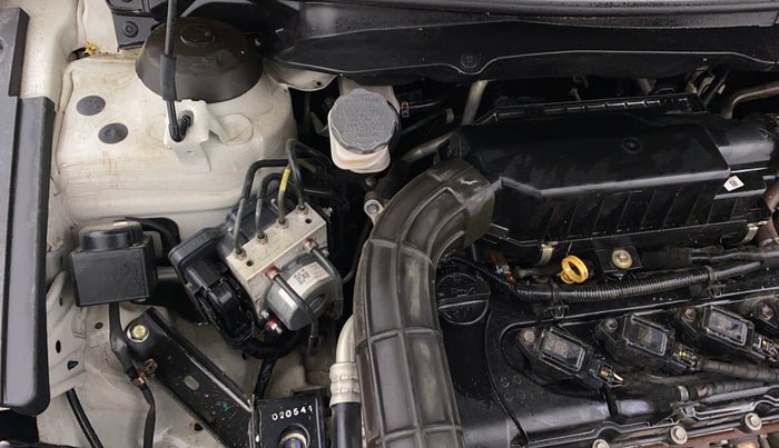 2024 Maruti Ciaz SIGMA 1.5 SHVS MT  PETROL, Petrol, Manual, 12,545 km, Engine View - Right