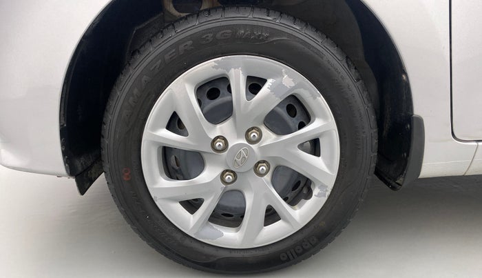 2017 Hyundai Grand i10 MAGNA 1.2 KAPPA VTVT, Petrol, Manual, 40,108 km, Left Front Wheel