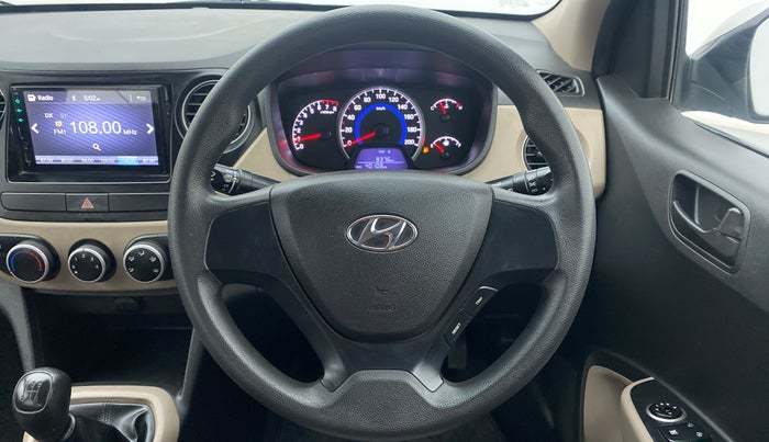 2017 Hyundai Grand i10 MAGNA 1.2 KAPPA VTVT, Petrol, Manual, 40,108 km, Steering Wheel Close Up
