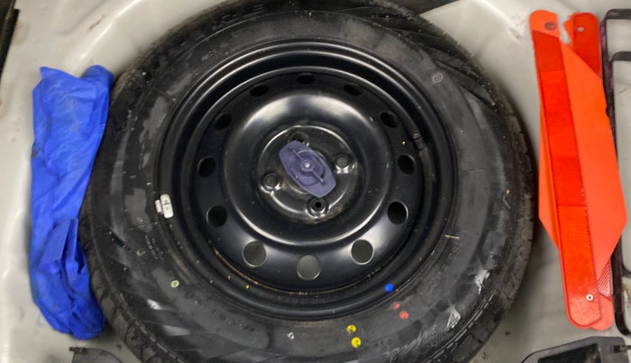 2022 Maruti Swift VXI, Petrol, Manual, 38,218 km, Spare Tyre