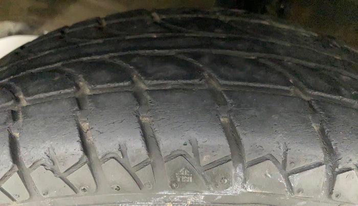 2015 Maruti Wagon R 1.0 LXI, Petrol, Manual, 35,851 km, Left Front Tyre Tread