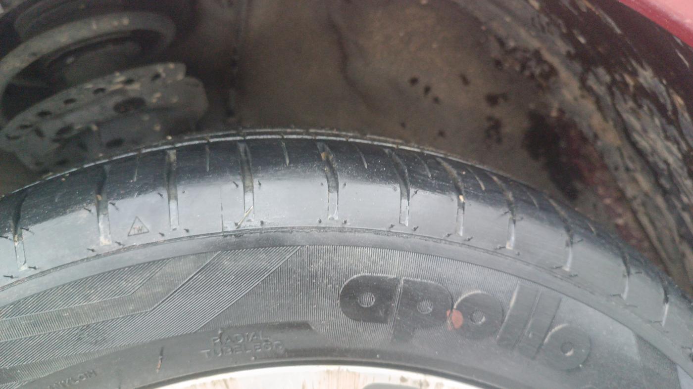 2014 Hyundai Elite i20 SPORTZ 1.2 (O), Petrol, Manual, 54,832 km, Left Front Tyre Tread