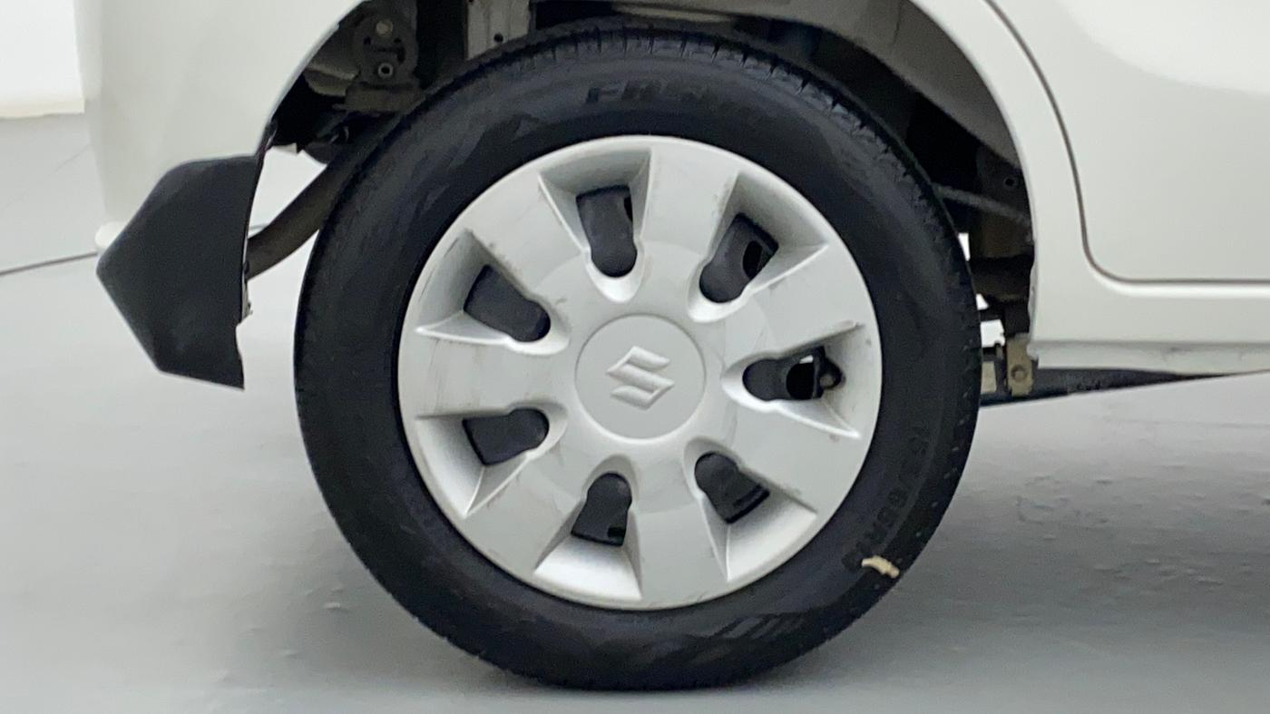 2017 Maruti Alto K10 VXI P, Petrol, Manual, 26,903 km, Right Rear Wheel