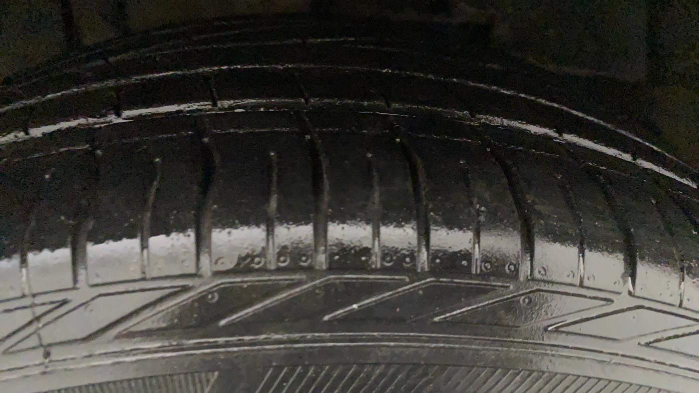 2019 Tata NEXON XZA PLUS DIESEL, Diesel, Automatic, 41,216 km, Right Front Tyre Tread