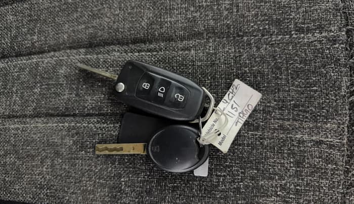 2019 Tata Tiago XZ PETROL, Petrol, Manual, 48,429 km, Key Close Up