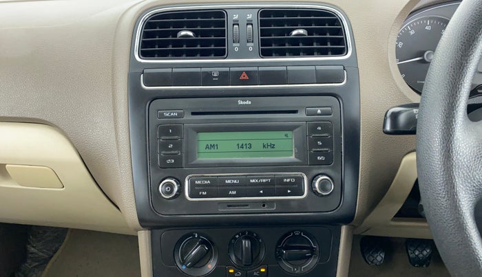 2012 Skoda Rapid AMBITION 1.6 MPFI MT, Petrol, Manual, 85,668 km, Air Conditioner