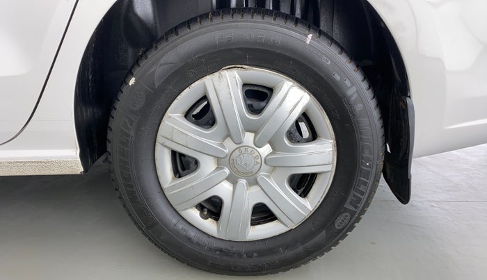 2012 Skoda Rapid AMBITION 1.6 MPFI MT, Petrol, Manual, 85,668 km, Left Rear Wheel