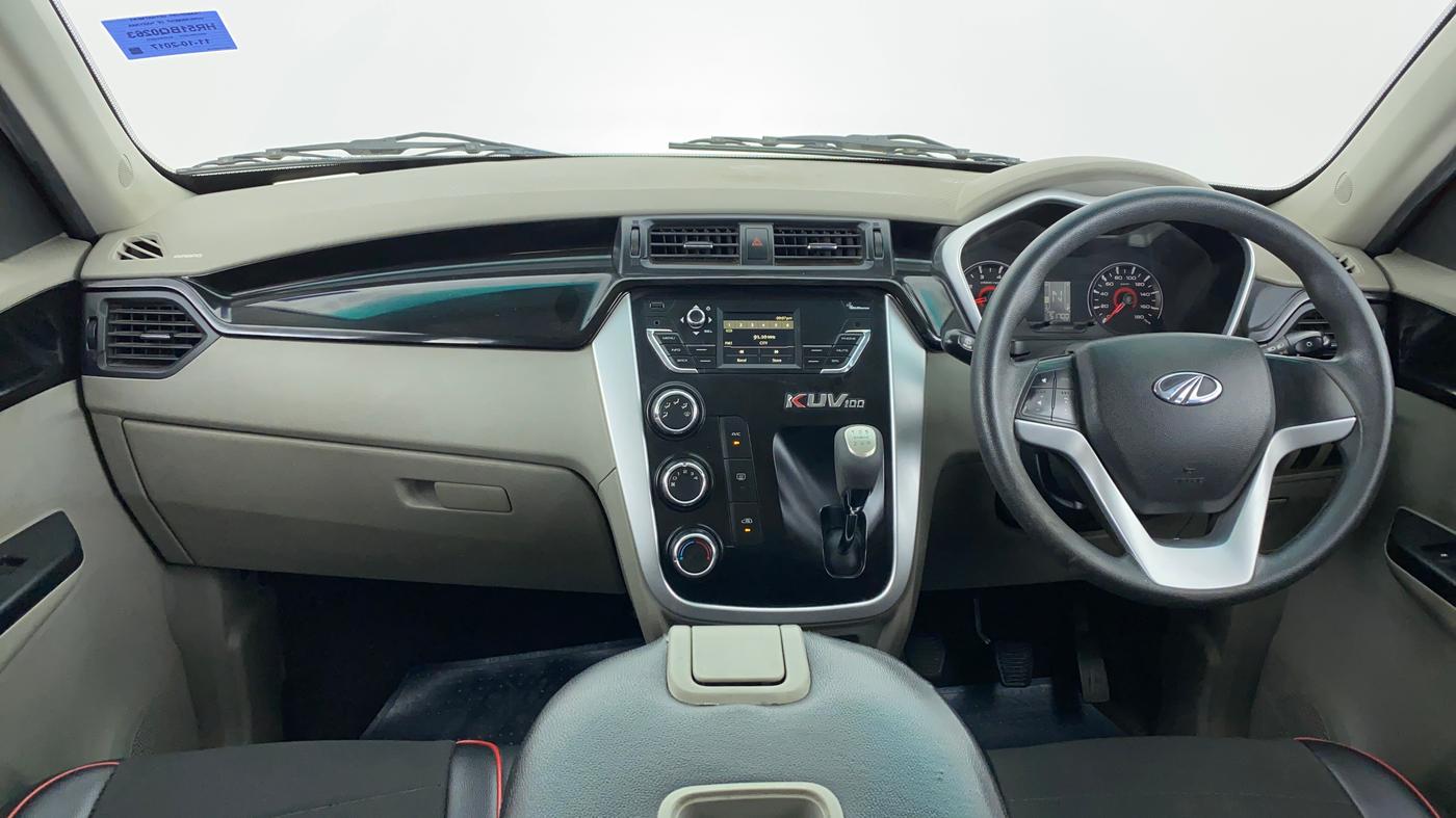 2017 Mahindra Kuv100 K6+ 6 STR, Petrol, Manual, 51,905 km, Dashboard