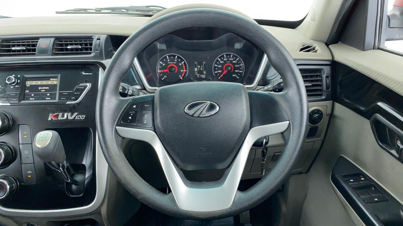 2017 Mahindra Kuv100 K6+ 6 STR, Petrol, Manual, 51,905 km, Steering Wheel Close Up