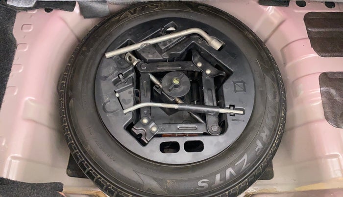 2017 Mahindra Kuv100 K6+ 6 STR, Petrol, Manual, 51,905 km, Spare Tyre