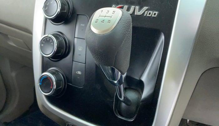 2017 Mahindra Kuv100 K6+ 6 STR, Petrol, Manual, 51,905 km, Gear Lever