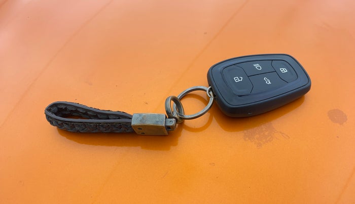 2019 Tata NEXON XZA PLUS DIESEL, Diesel, Automatic, 24,004 km, Key Close Up