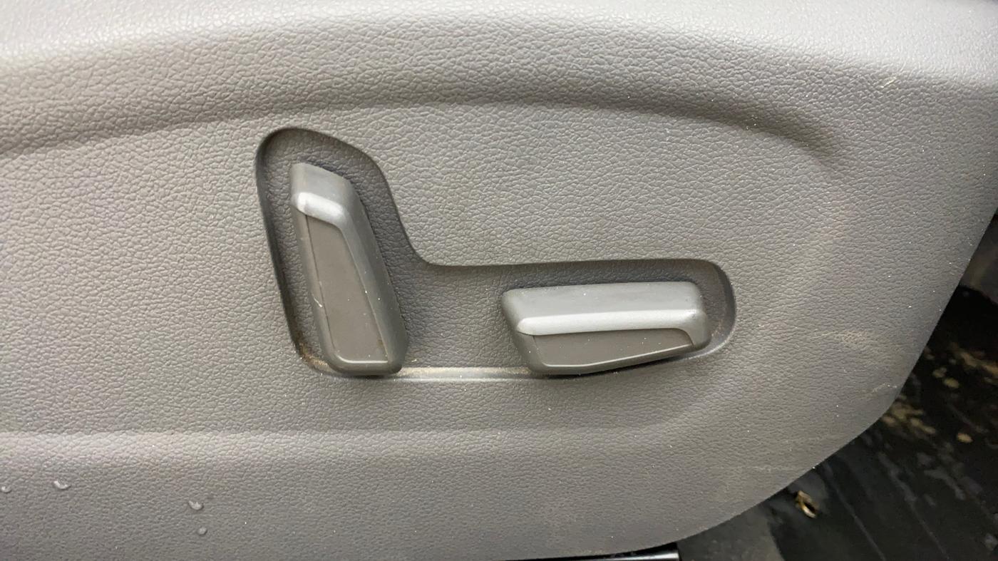 2024 Hyundai Creta SX (O) 1.5 PETROL, Petrol, Manual, 8,834 km, Driver Side Adjustment Panel