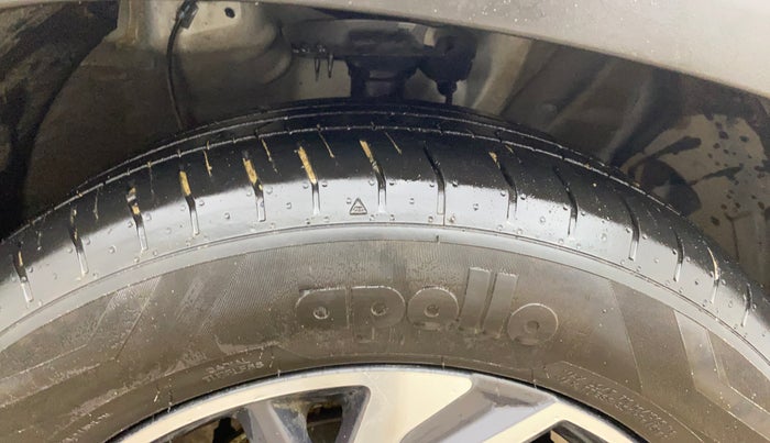 2024 Hyundai Creta SX (O) 1.5 PETROL, Petrol, Manual, 8,834 km, Right Front Tyre Tread